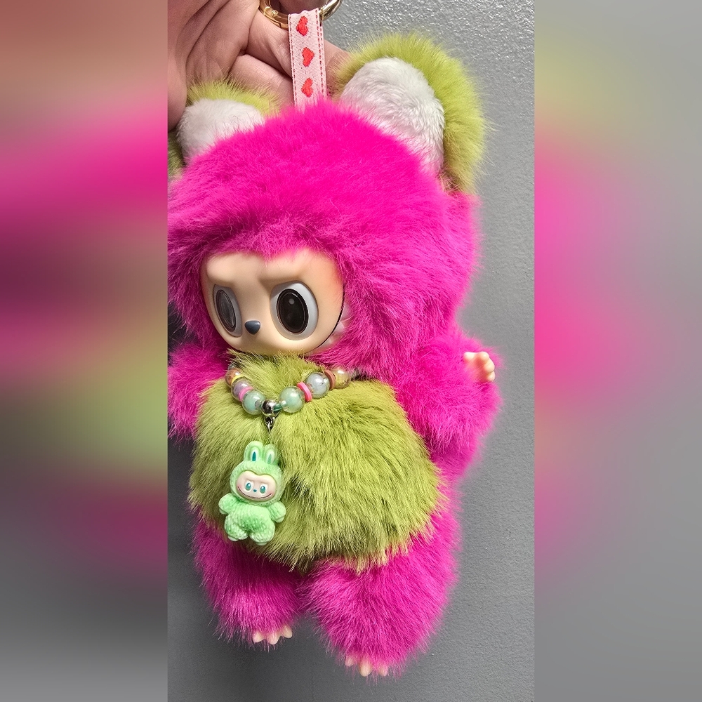 Green & Pink Labubu - Picture 2 of 4